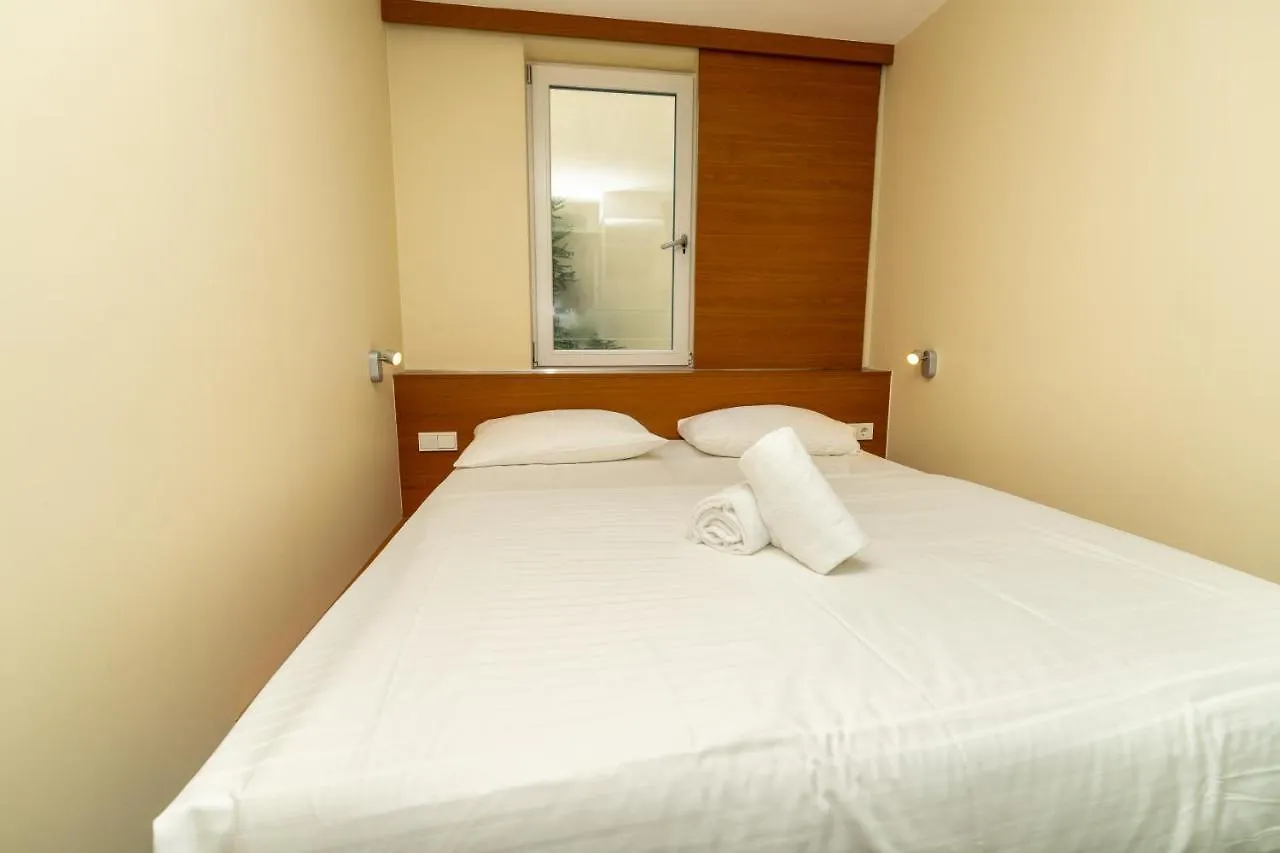Hotel Duesseldorfer Hof Fráncfort del Meno 0*,  Alemania