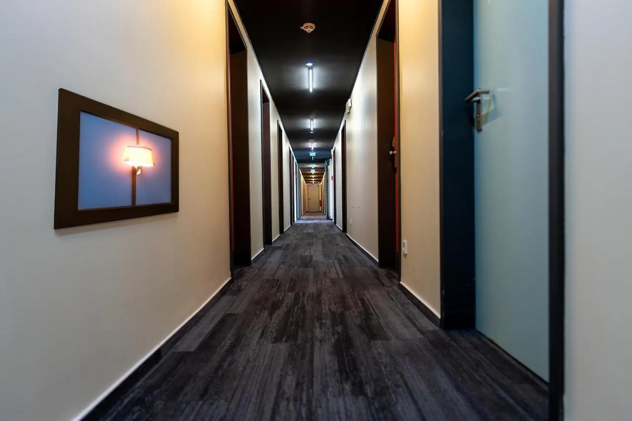 Hotel Duesseldorfer Hof 프랑크푸르트